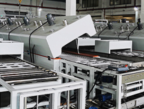 ¿Cómo elegir entre hornos por lotes o de cinta transportpara la fabricación de PCB