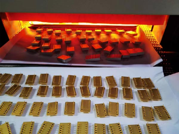 Chips semiconductores, controlador, PCB dispensando curado seco línea-4